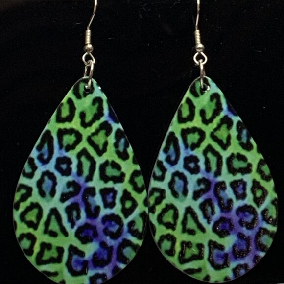 Leopard Print Earrings, Animal Print, Animal Print Jewelry, Safari Earring, Gift - Picture 1 of 8